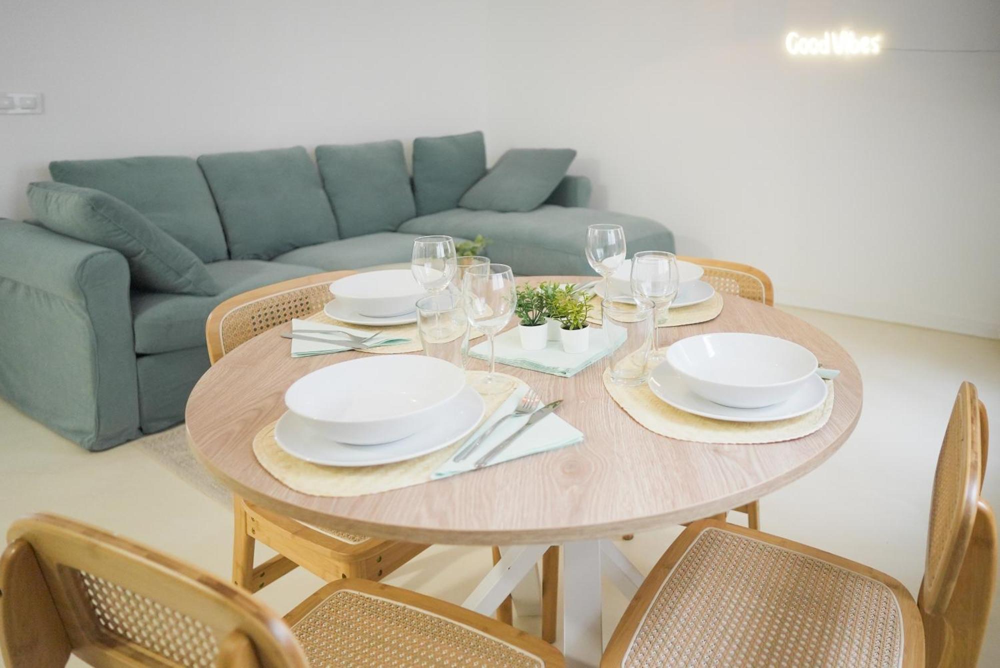 Apartamento Centrico La Merced - Free Parking & Free Gym Malaga Exterior photo